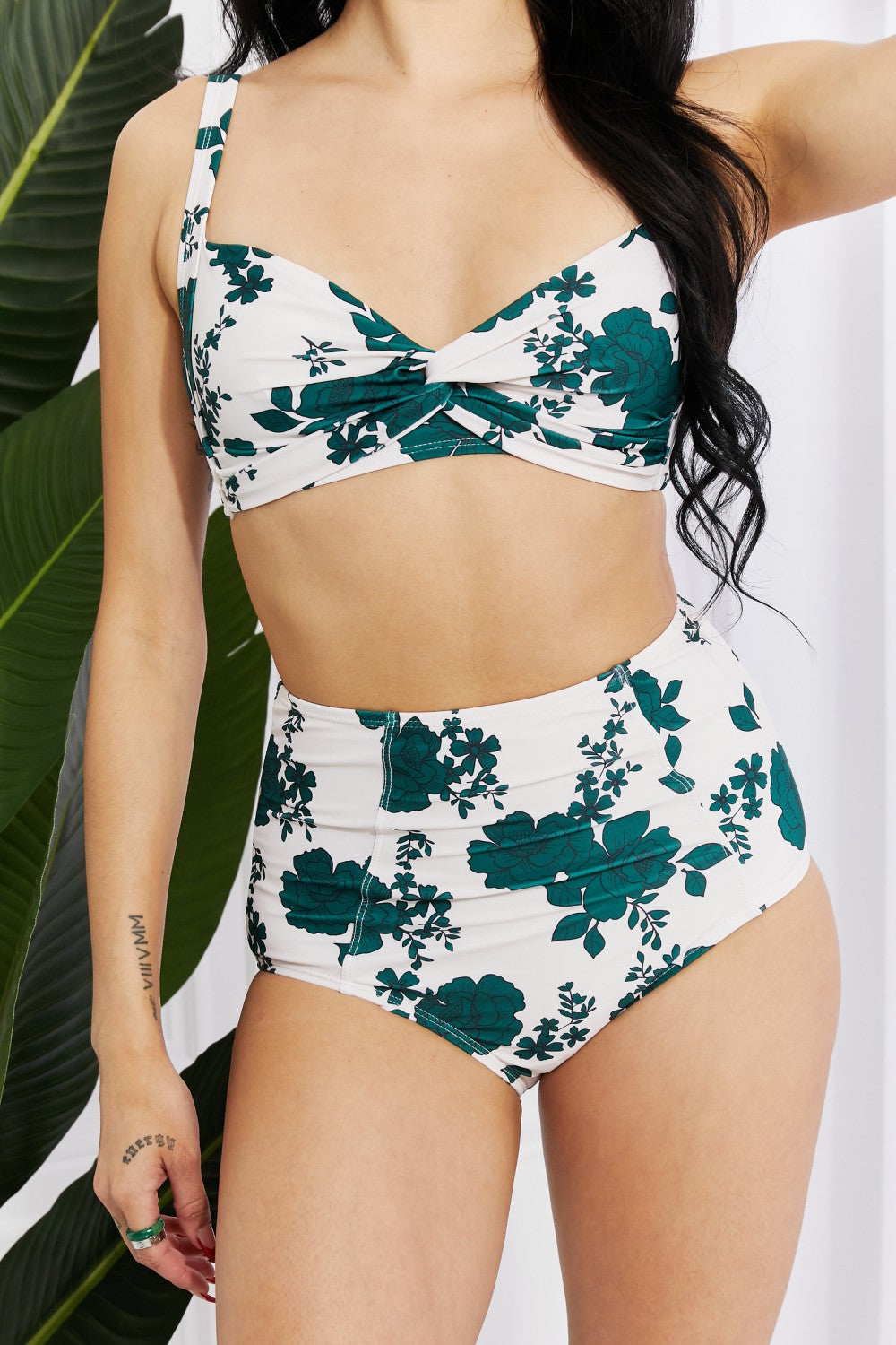 Bikini taille haute Marina West Swim Take A Dip Twist en forêt